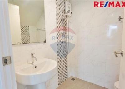 176 Sqm., 3 Beds Townhouse listed for ฿ 3,350,000.