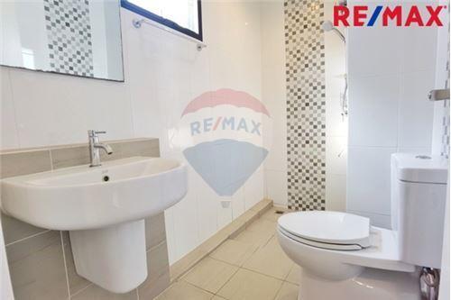 176 Sqm., 3 Beds Townhouse listed for ฿ 3,350,000.