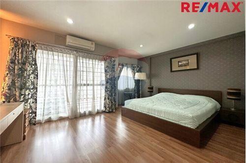 149 Sqm., 3 Beds Townhouse listed for ฿ 4,300,000.