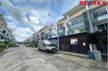 149 Sqm., 3 Beds Townhouse listed for ฿ 4,300,000.