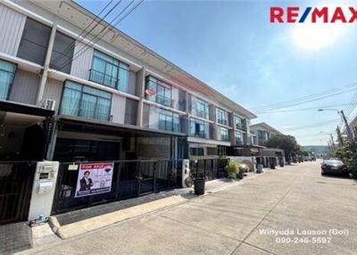 176 Sqm., 3 Beds Townhouse listed for ฿ 3,500,000.