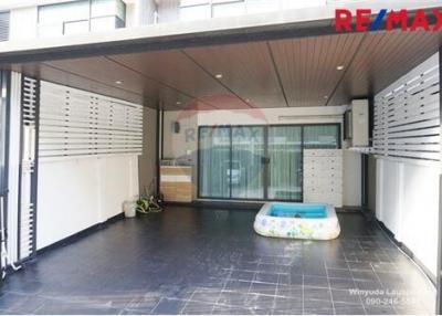 176 Sqm., 3 Beds Townhouse listed for ฿ 3,200,000.