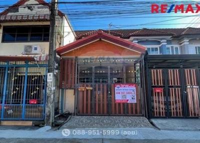 110 Sqm., 2 Beds Townhouse listed for ฿ 1,600,000.