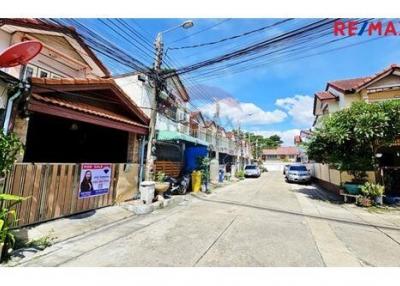 68 Sqm., 2 Beds Townhouse listed for ฿ 1,990,000.