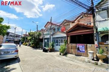 68 Sqm., 2 Beds Townhouse listed for ฿ 1,990,000.