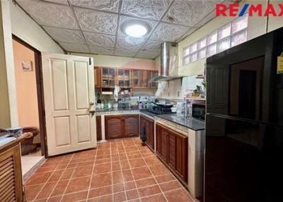 114 Sqm., 3 Beds Townhouse listed for ฿ 2,190,000.