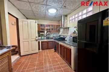 114 Sqm., 3 Beds Townhouse listed for ฿ 2,190,000.