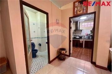 114 Sqm., 3 Beds Townhouse listed for ฿ 2,190,000.