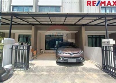 12 Sqm., 3 Beds Townhouse listed for ฿ 4,200,000.