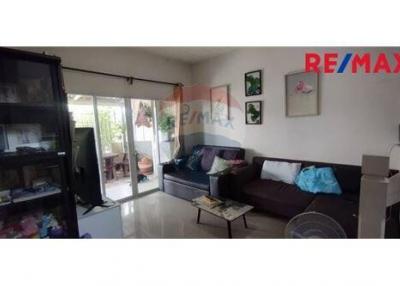 83 Sqm., 3 Beds Townhouse listed for ฿ 2,590,000.