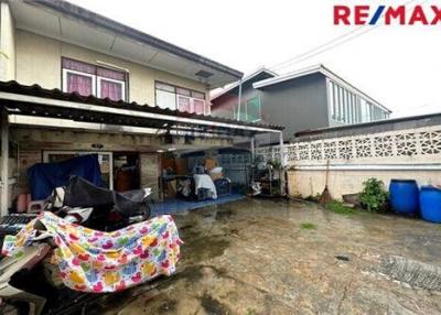 80 Sqm., 3 Beds Townhouse listed for ฿ 2,900,000.
