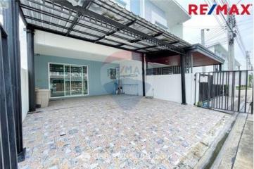 103 Sqm., 3 Beds Townhouse listed for ฿ 2,400,000.