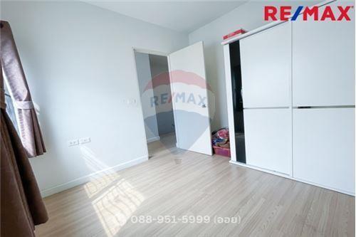 103 Sqm., 3 Beds Townhouse listed for ฿ 2,400,000.