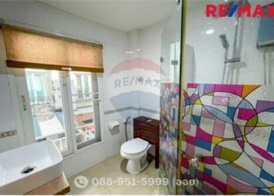 204 Sqm., 4 Beds Townhouse listed for ฿ 6,400,000.