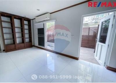 204 Sqm., 4 Beds Townhouse listed for ฿ 6,400,000.