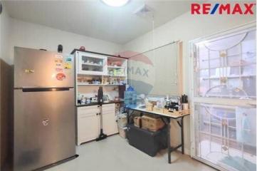 150 Sqm., 3 Beds, 2 Baths Townhouse listed for ฿ 3,100,000.