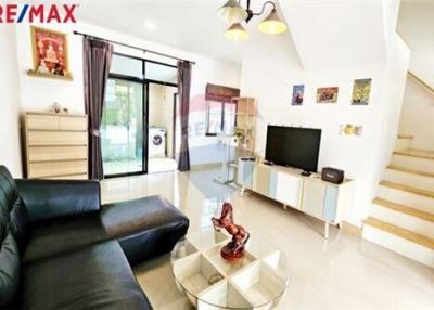 107 Sqm., 3 Beds, 2 Baths Townhouse listed for ฿ 4,250,000.