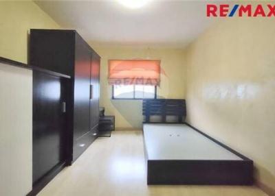 119 Sqm., 3 Beds, 2 Baths Townhouse listed for ฿ 2,690,000.