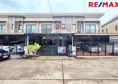 119 Sqm., 3 Beds, 2 Baths Townhouse listed for ฿ 2,690,000.