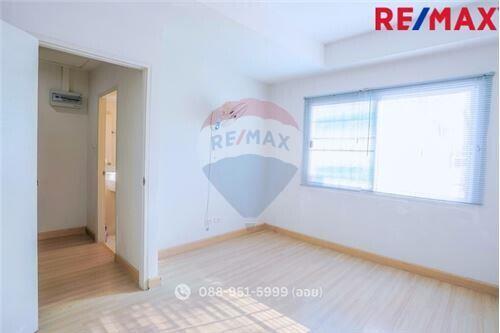 161 Sqm., 3 Beds, 3 Baths Townhouse listed for ฿ 3,400,000.