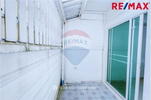 161 Sqm., 3 Beds, 3 Baths Townhouse listed for ฿ 3,400,000.