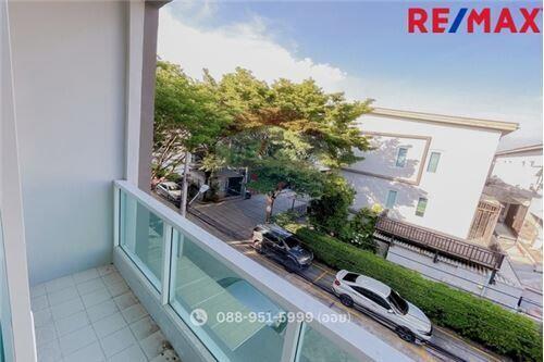 161 Sqm., 3 Beds, 3 Baths Townhouse listed for ฿ 3,400,000.