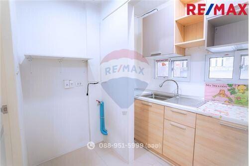 161 Sqm., 3 Beds, 3 Baths Townhouse listed for ฿ 3,400,000.