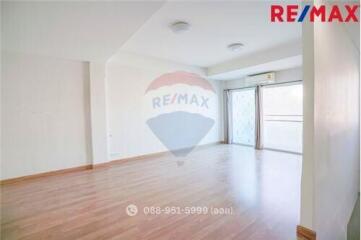 161 Sqm., 3 Beds, 3 Baths Townhouse listed for ฿ 3,400,000.