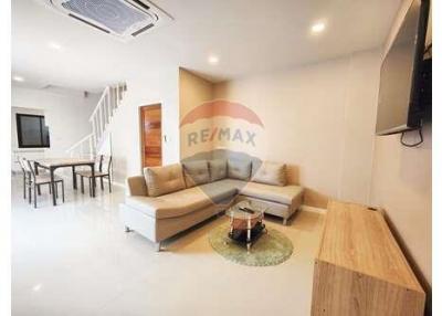 3 Bedrooms with Private Pool Townhouse for Rent in Bophut.