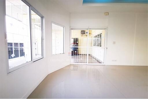 170 Sqm. Townhouse listed for ฿ 2,399,000.