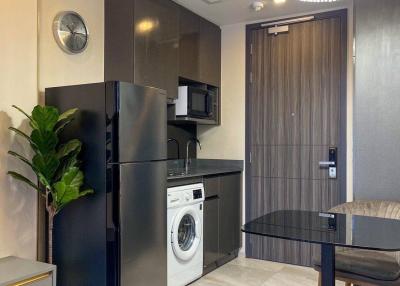 1-BR Condo at Ashton Asoke near MRT Sukhumvit