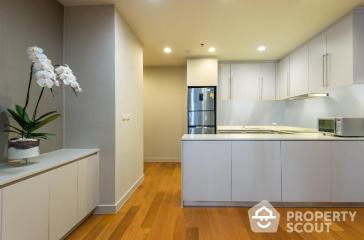 3-BR Condo near BTS Saphan Taksin