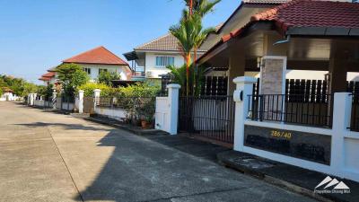 3 Bed 3 Bath House For Sale With A Large Living Space And Green Views