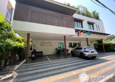 3-BR Apt. near BTS Phrom Phong (ID 513082)