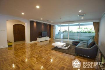 3-BR Apt. near BTS Phrom Phong (ID 512181)