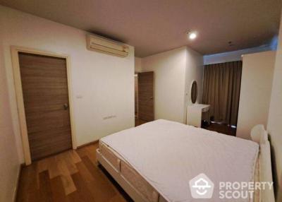 2-BR Condo at Hive Taksin near BTS Wongwian Yai