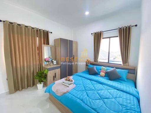 2 Bedrooms Townhouse in Rattanakorn Village 17 East Pattaya H011587