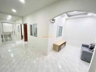 2 Bedrooms Townhouse Khao Noi H011622