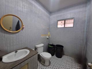 3 Bedrooms Townhouse in Chokchai Garden Homes 2 East Pattaya H011563