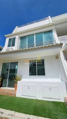 4 Bedrooms Townhouse in Chom Talay Resort Na Jomtien H011423