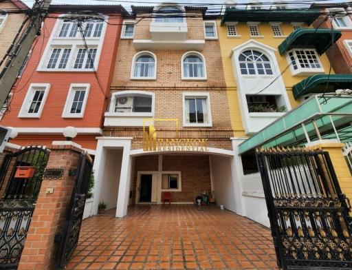 Yenakart Residence  Large 4 Storey Townhouse For Rent in Sathorn