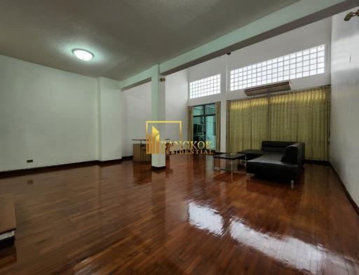 Yenakart Residence  Large 4 Storey Townhouse For Rent in Sathorn