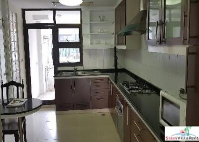 Neo Aree Sukhumvit 26 - Spacious and Comfortable Three Bedroom in Khlong Toei