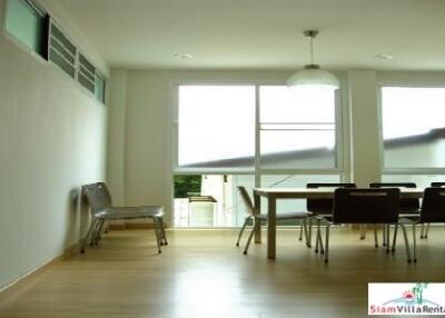 Sukhumvit 24 - Three Bedroom, Three Bath for Rent Short Walk To Asoke BTS Station.