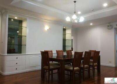 Baan Yen Akard - Spacious and Modern Three Bedroom Condo with City Views and Extras in Sathorn