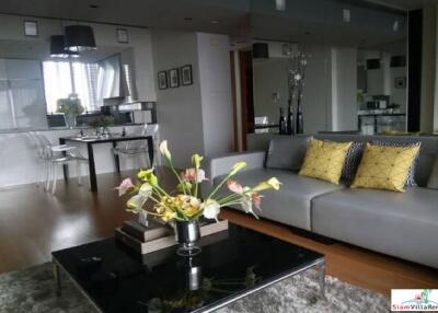 The Met Sathorn - Furnished Modern Two Bedroom Condo within Walking Distance to BTS Chong Nonsi