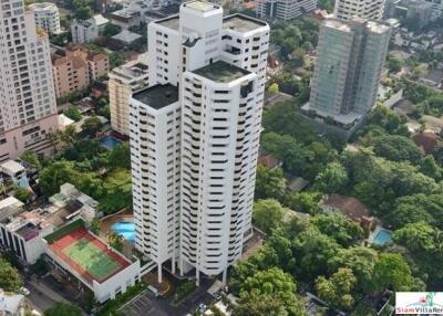 Baan Suan Petch - Roomy Two Bedroom Condo Good for Small Family in Phrom Phong