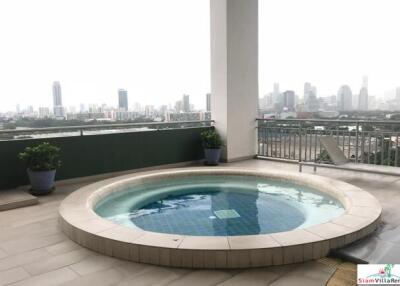 Lake Green - Two Bedroom Corner Condo with Vast City Views on Sukhumvit 8