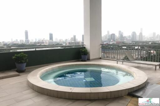 Lake Green - Two Bedroom Corner Condo with Vast City Views on Sukhumvit 8