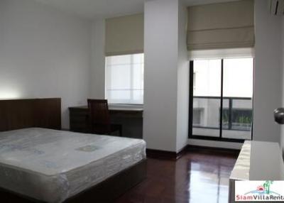 Vanicha Park Langsuan  Magnificent Furnished Three Bedroom for Rent in Lumphini